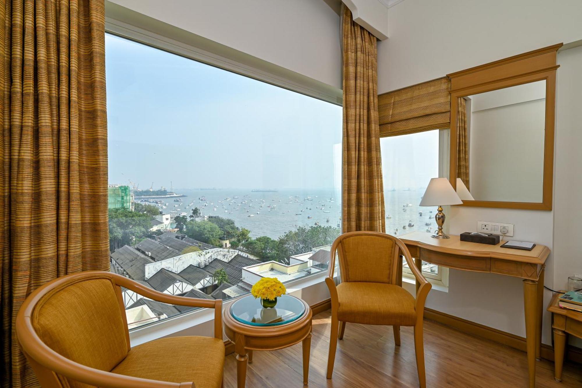 Fariyas Hotel Mumbai , Colaba Exterior foto
